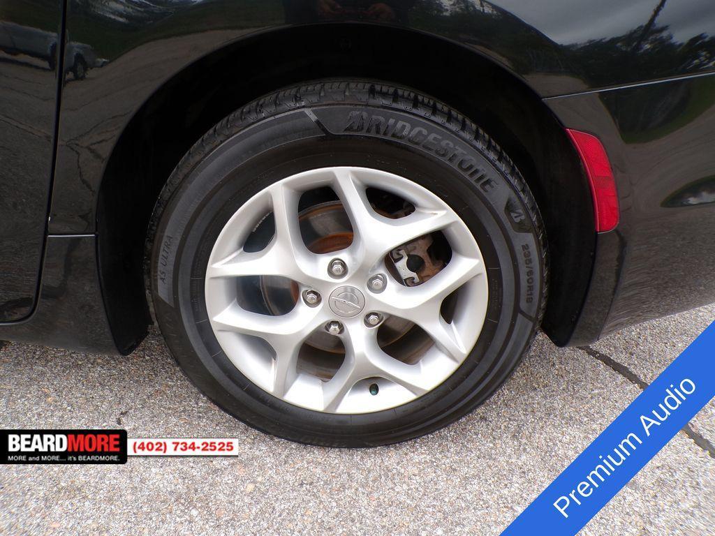 used 2019 Chrysler Pacifica car, priced at $19,234