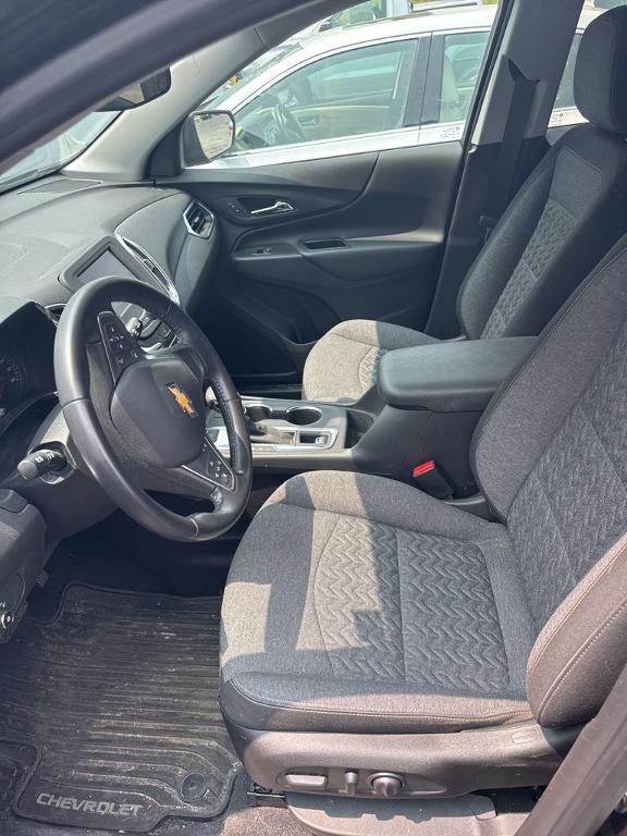 used 2022 Chevrolet Equinox car, priced at $25,272