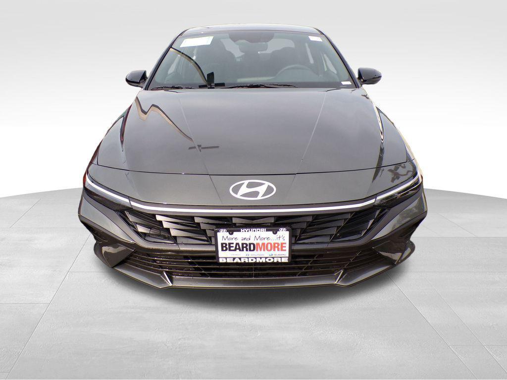 new 2025 Hyundai Elantra car, priced at $23,087