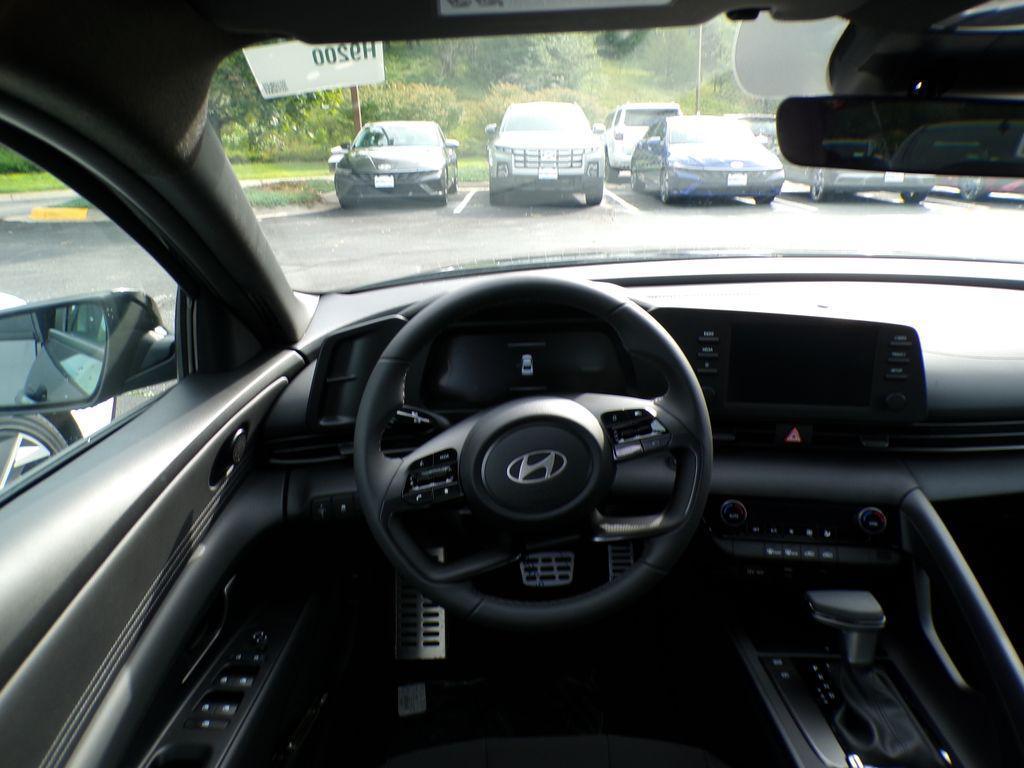 new 2025 Hyundai Elantra car, priced at $23,087