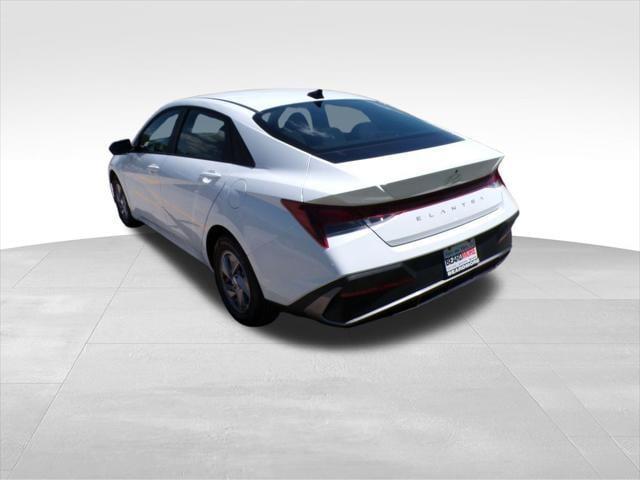 new 2025 Hyundai Elantra car, priced at $22,324