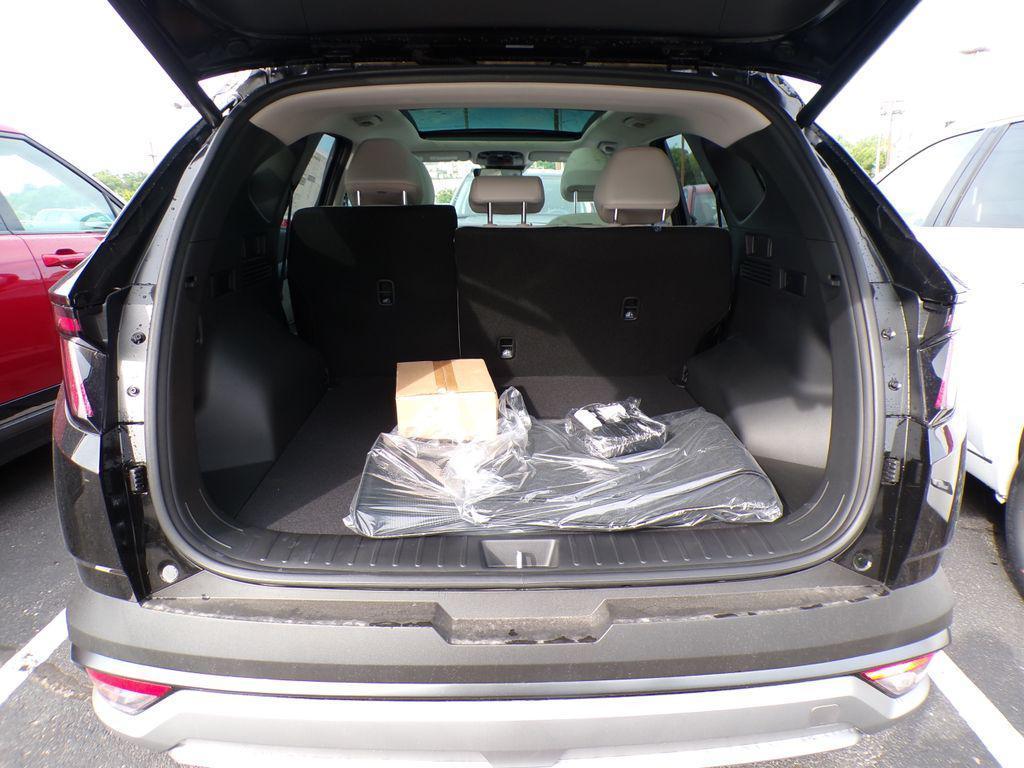 new 2025 Hyundai TUCSON Hybrid car, priced at $36,443