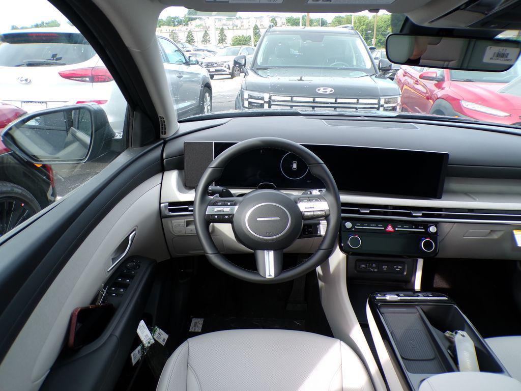 new 2025 Hyundai TUCSON Hybrid car, priced at $36,443