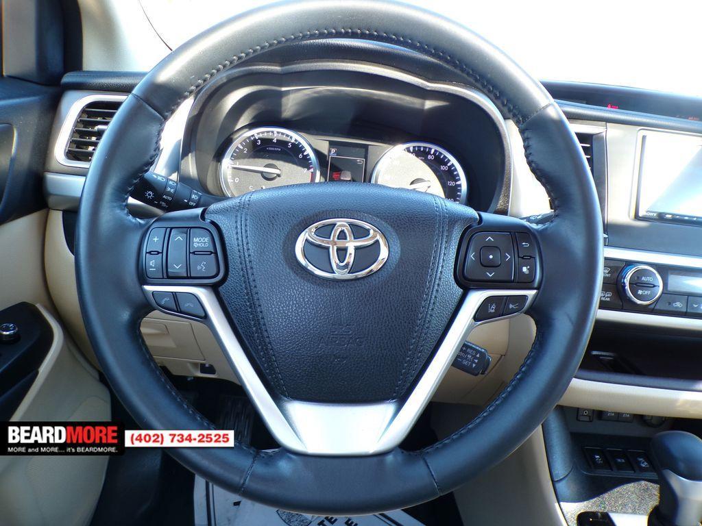 used 2017 Toyota Highlander car, priced at $26,523