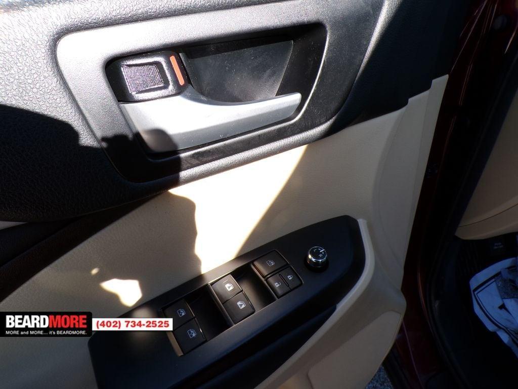 used 2017 Toyota Highlander car, priced at $26,523