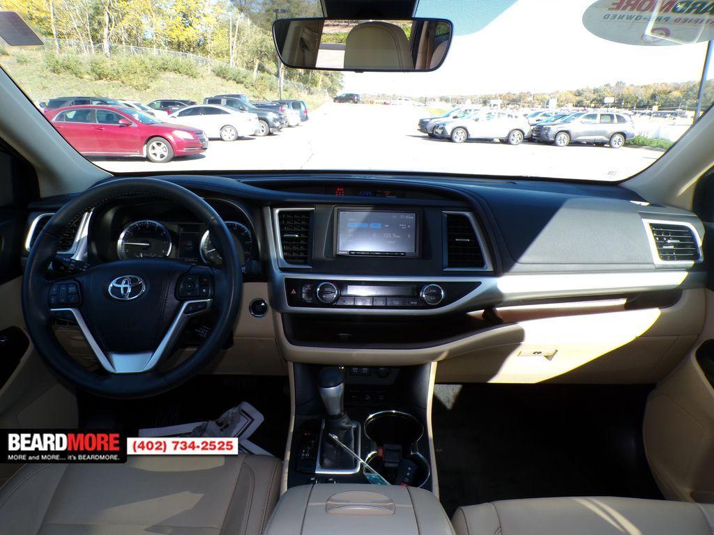 used 2017 Toyota Highlander car, priced at $26,523