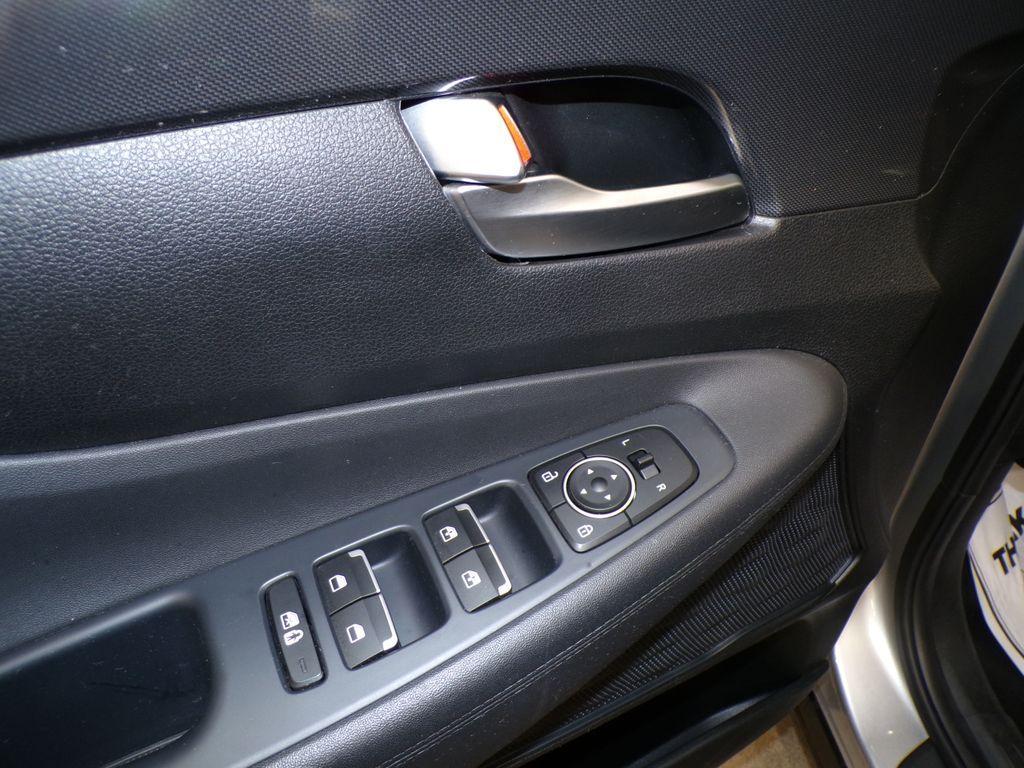 used 2022 Hyundai Santa Fe car, priced at $24,268