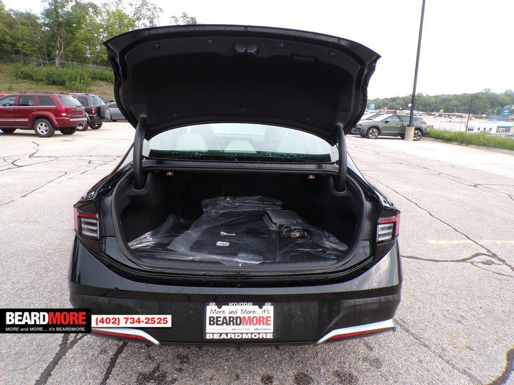 used 2025 Hyundai Sonata car, priced at $23,735