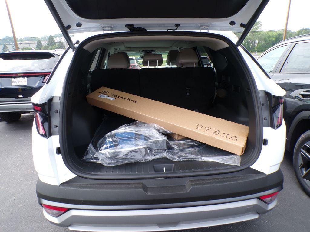 new 2025 Hyundai TUCSON Hybrid car, priced at $36,506