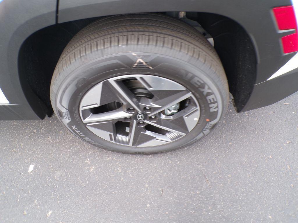 new 2025 Hyundai TUCSON Hybrid car, priced at $36,506