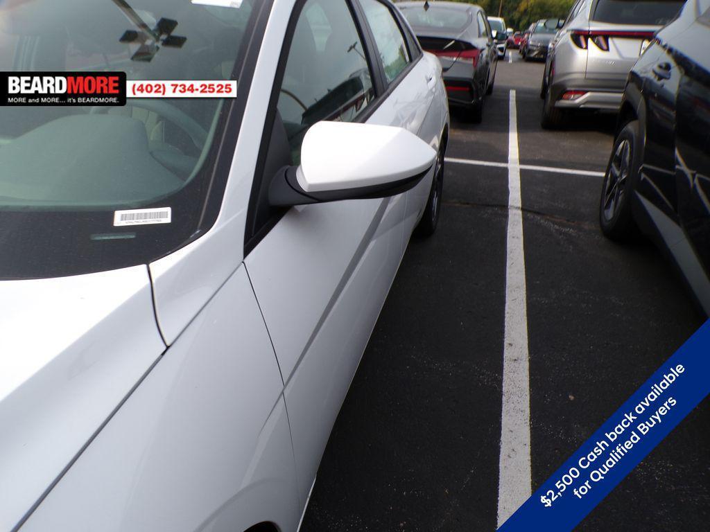 new 2025 Hyundai ELANTRA HEV car, priced at $23,705