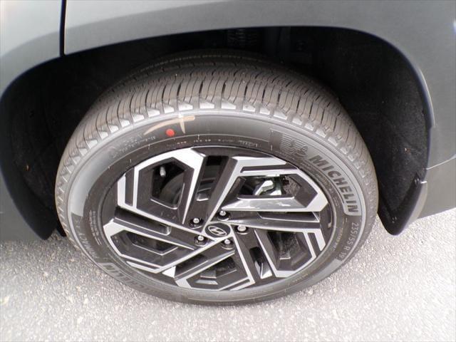 new 2025 Hyundai Tucson car, priced at $38,699