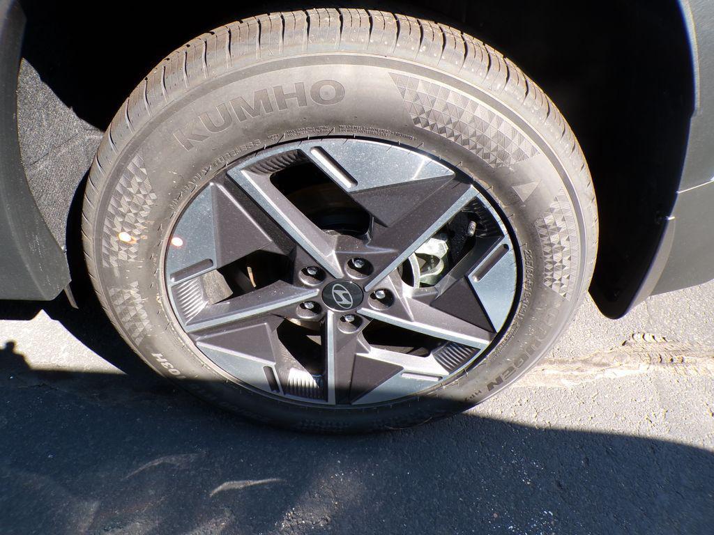 new 2025 Hyundai Tucson car, priced at $31,481