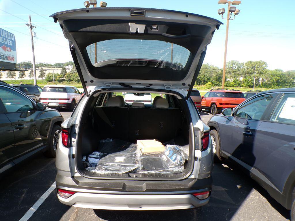 new 2025 Hyundai Tucson car, priced at $31,481