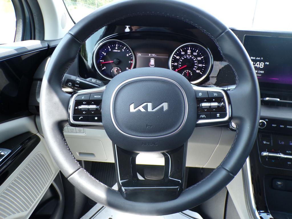 used 2024 Kia Carnival car, priced at $36,618