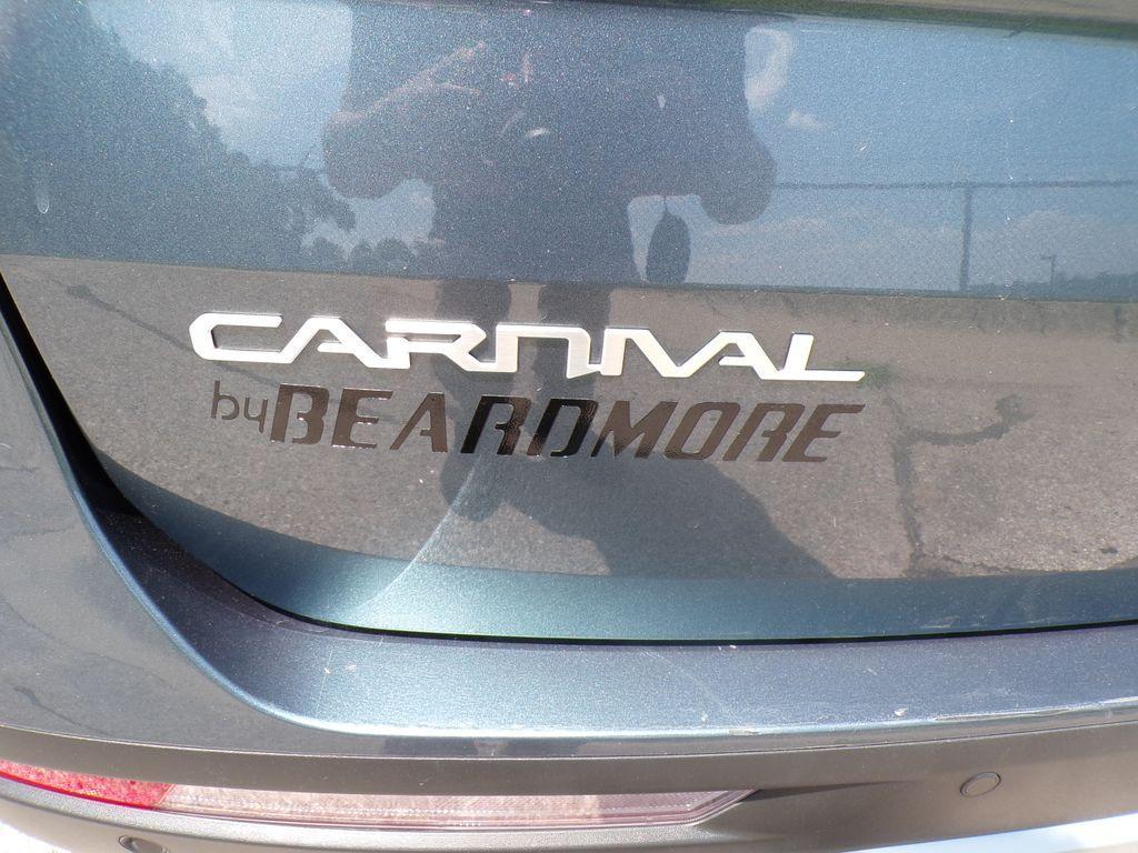 used 2024 Kia Carnival car, priced at $36,618