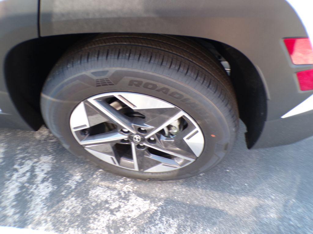 new 2025 Hyundai TUCSON Hybrid car, priced at $36,715