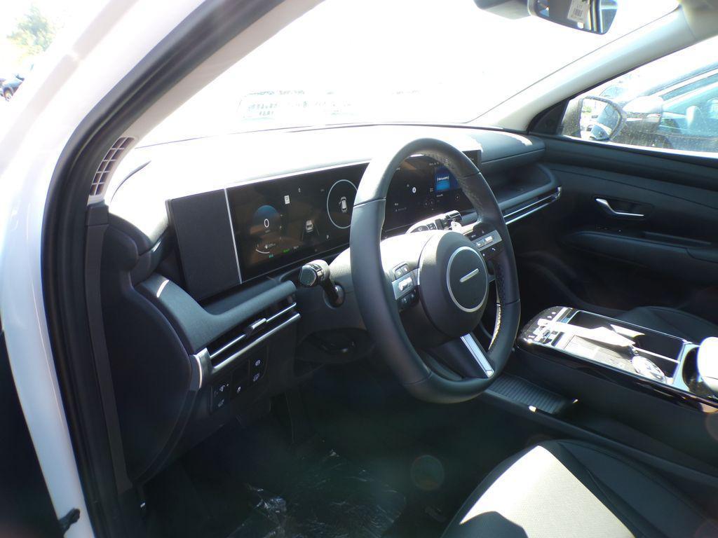 new 2025 Hyundai TUCSON Hybrid car, priced at $36,715