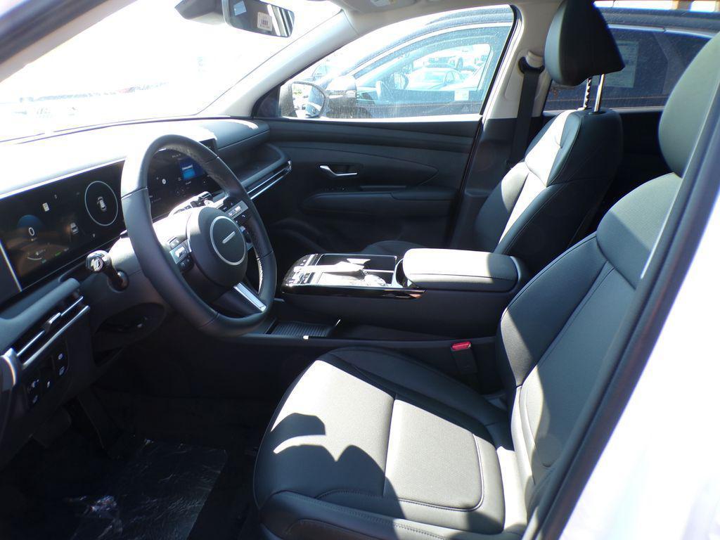 new 2025 Hyundai TUCSON Hybrid car, priced at $36,715