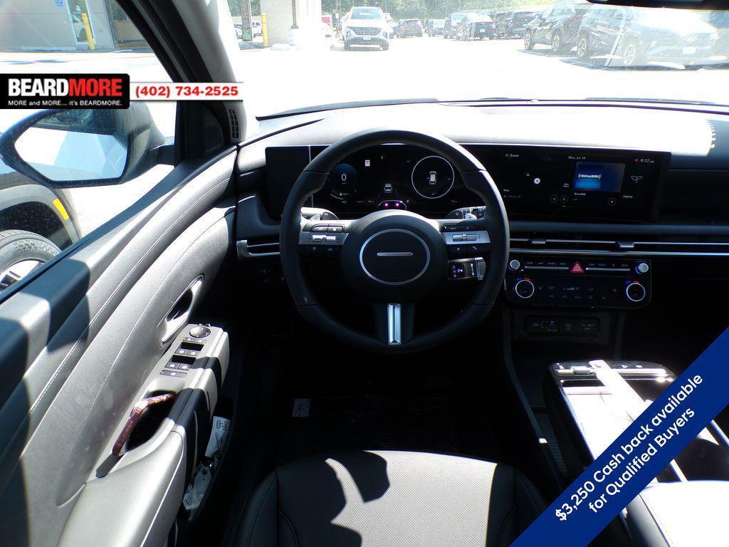 new 2025 Hyundai TUCSON Hybrid car, priced at $33,715