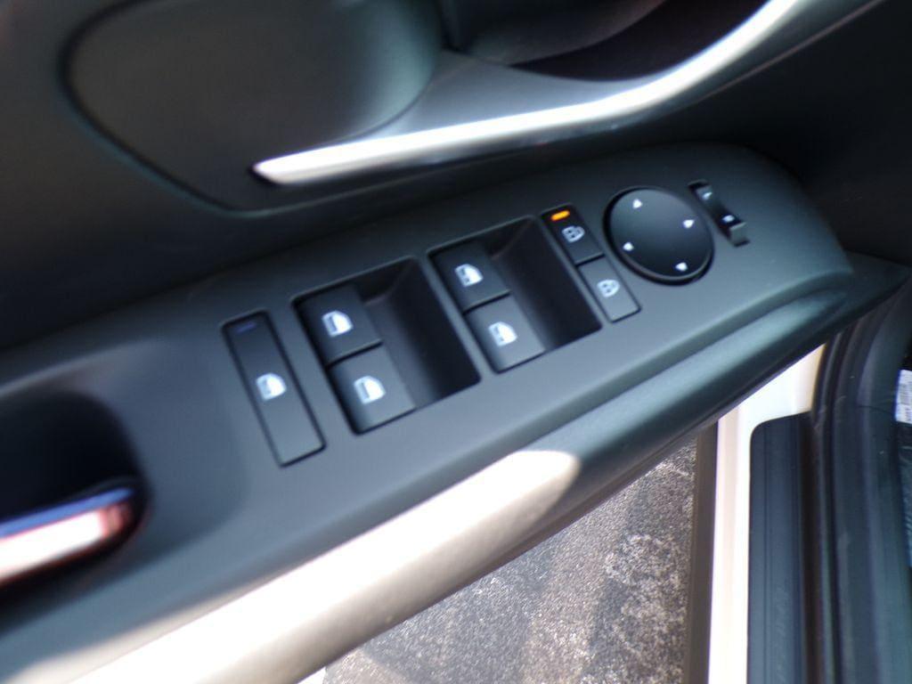 new 2025 Hyundai TUCSON Hybrid car, priced at $36,715
