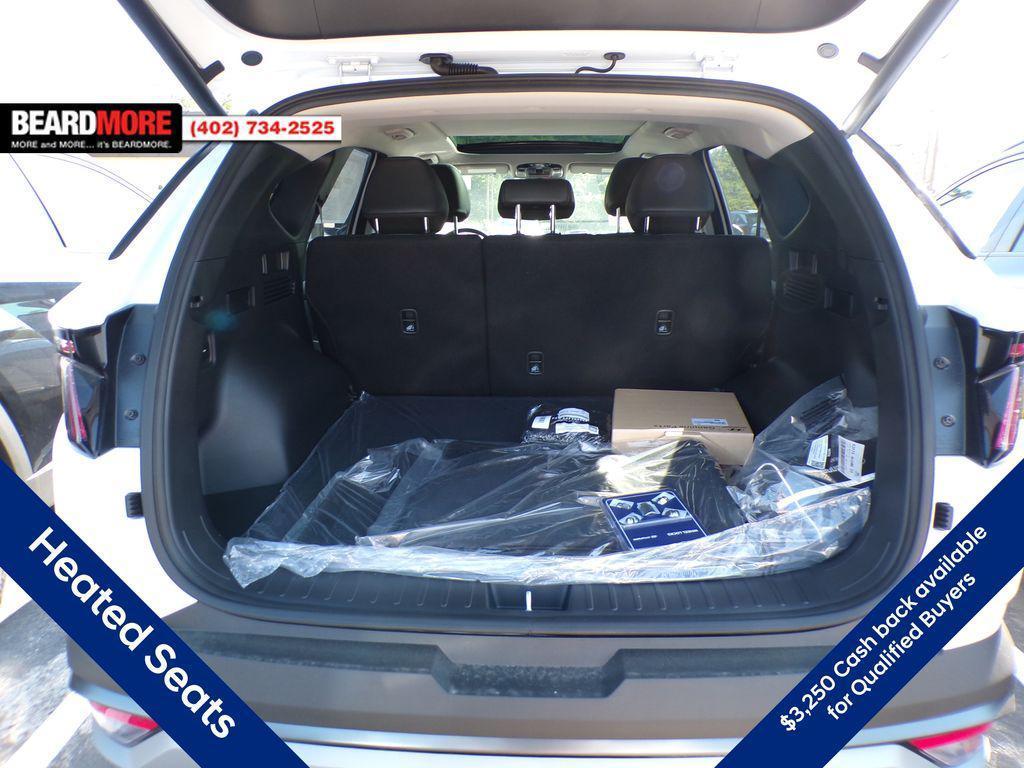 new 2025 Hyundai TUCSON Hybrid car, priced at $33,715