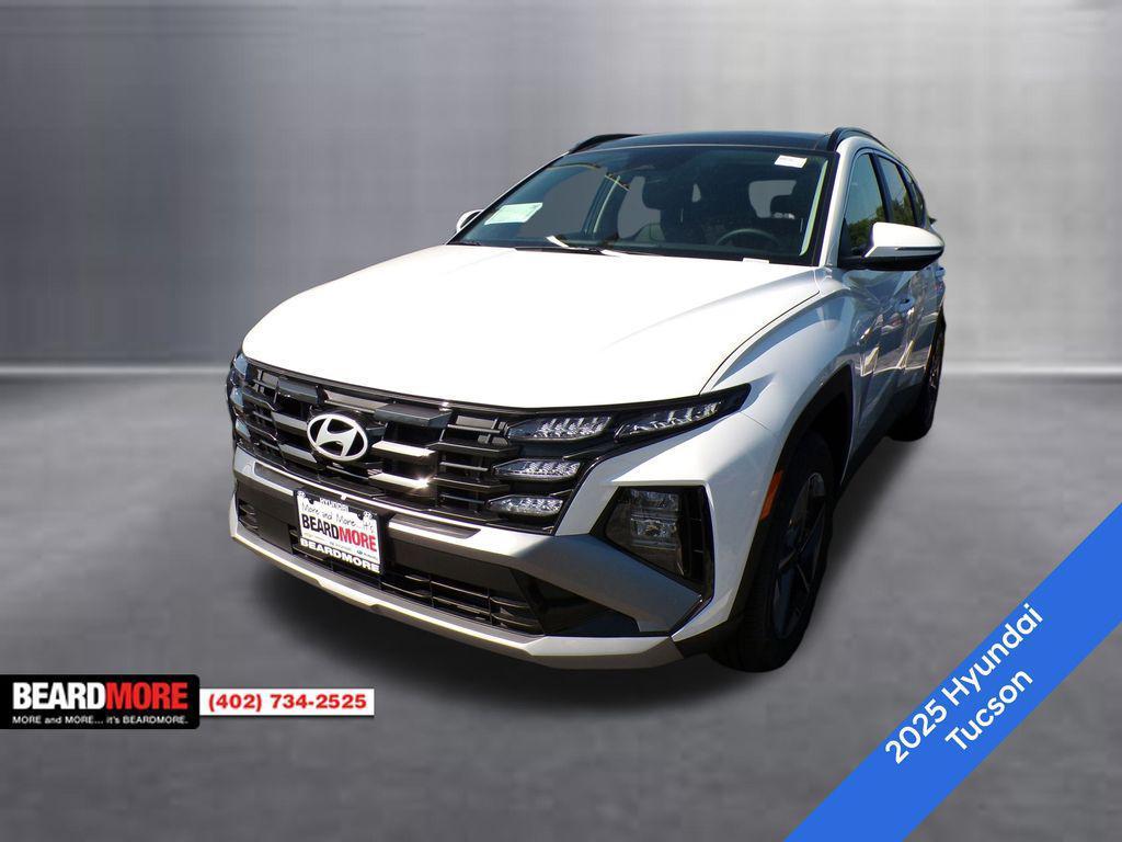 new 2025 Hyundai TUCSON Hybrid car, priced at $35,965