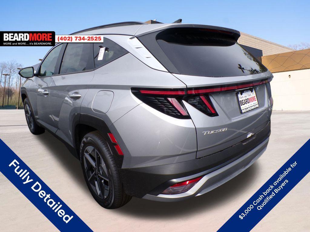 new 2025 Hyundai TUCSON Hybrid car, priced at $35,026