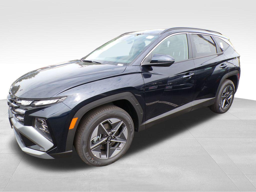 new 2025 Hyundai TUCSON Hybrid car, priced at $36,026