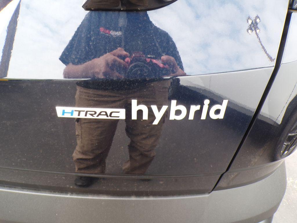 new 2025 Hyundai TUCSON Hybrid car, priced at $36,026
