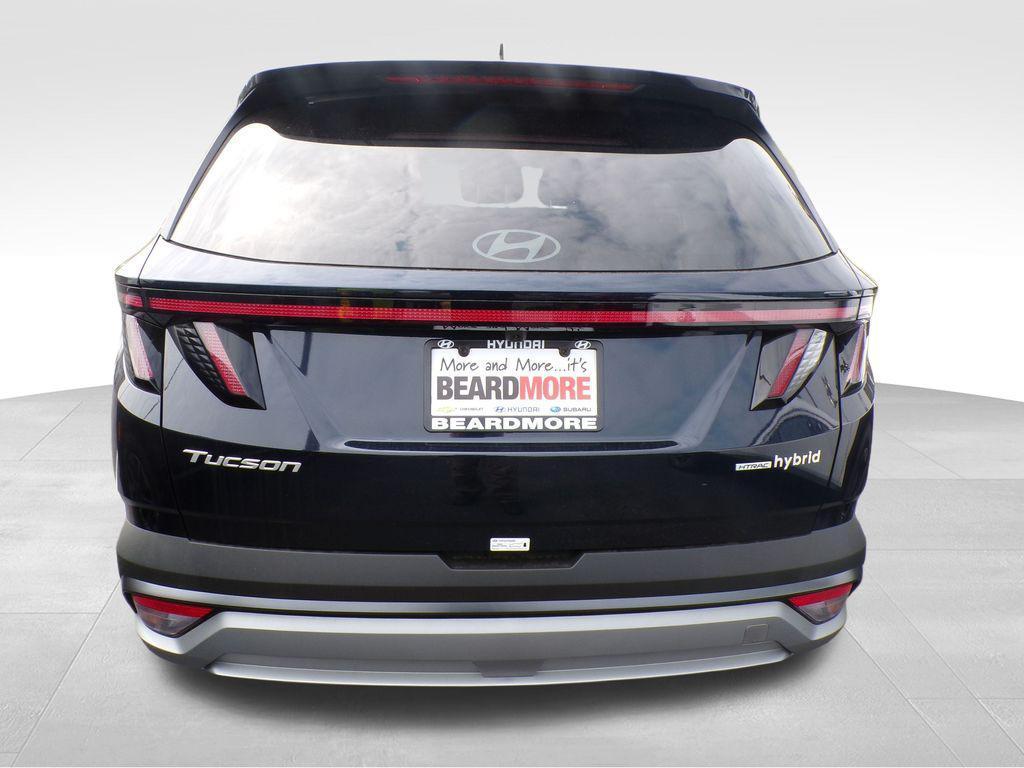 new 2025 Hyundai TUCSON Hybrid car, priced at $36,026