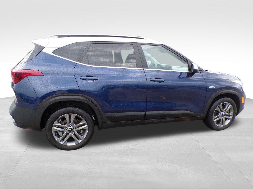 used 2023 Kia Seltos car, priced at $21,271
