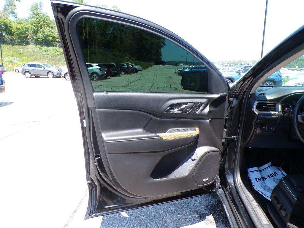 used 2018 GMC Acadia car, priced at $23,909