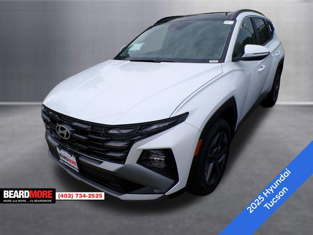 new 2025 Hyundai TUCSON Hybrid car, priced at $36,139