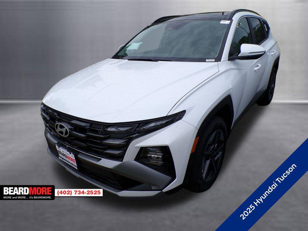 new 2025 Hyundai TUCSON Hybrid car, priced at $33,889