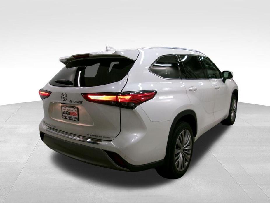 used 2021 Toyota Highlander car, priced at $42,477