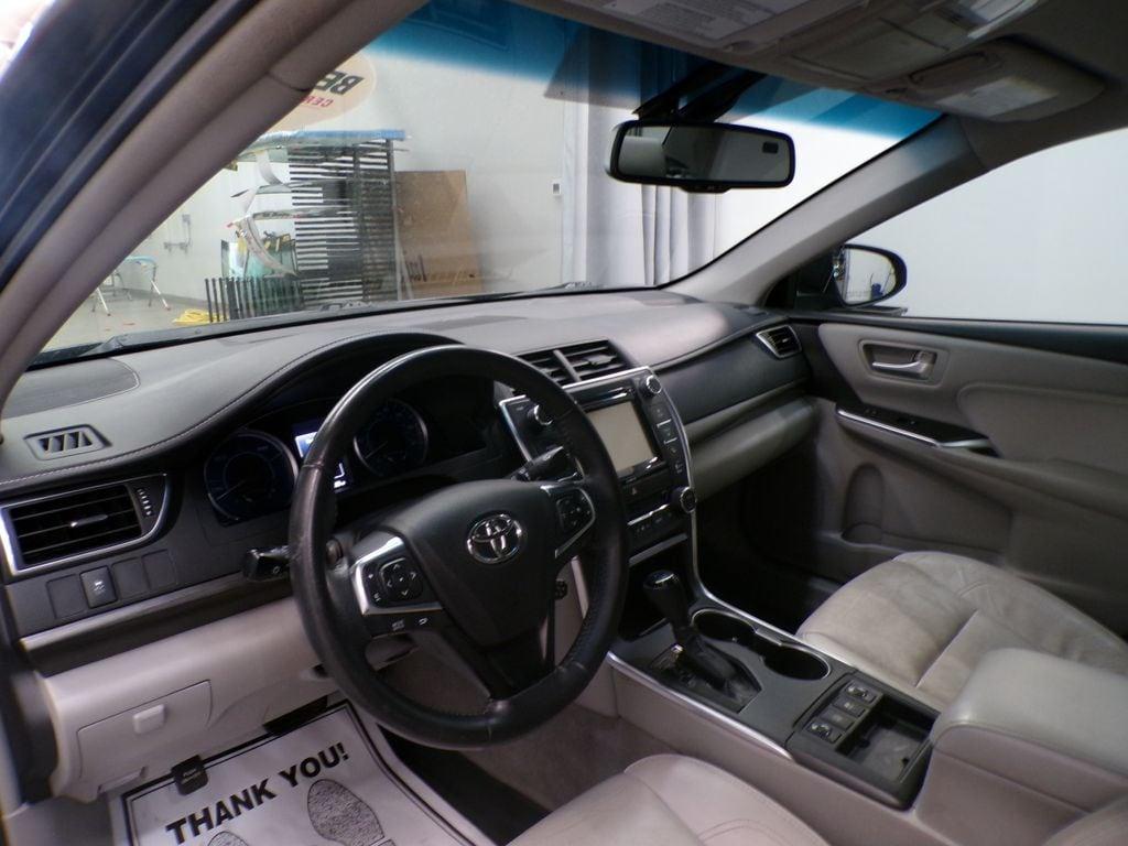 used 2017 Toyota Camry Hybrid car, priced at $19,269