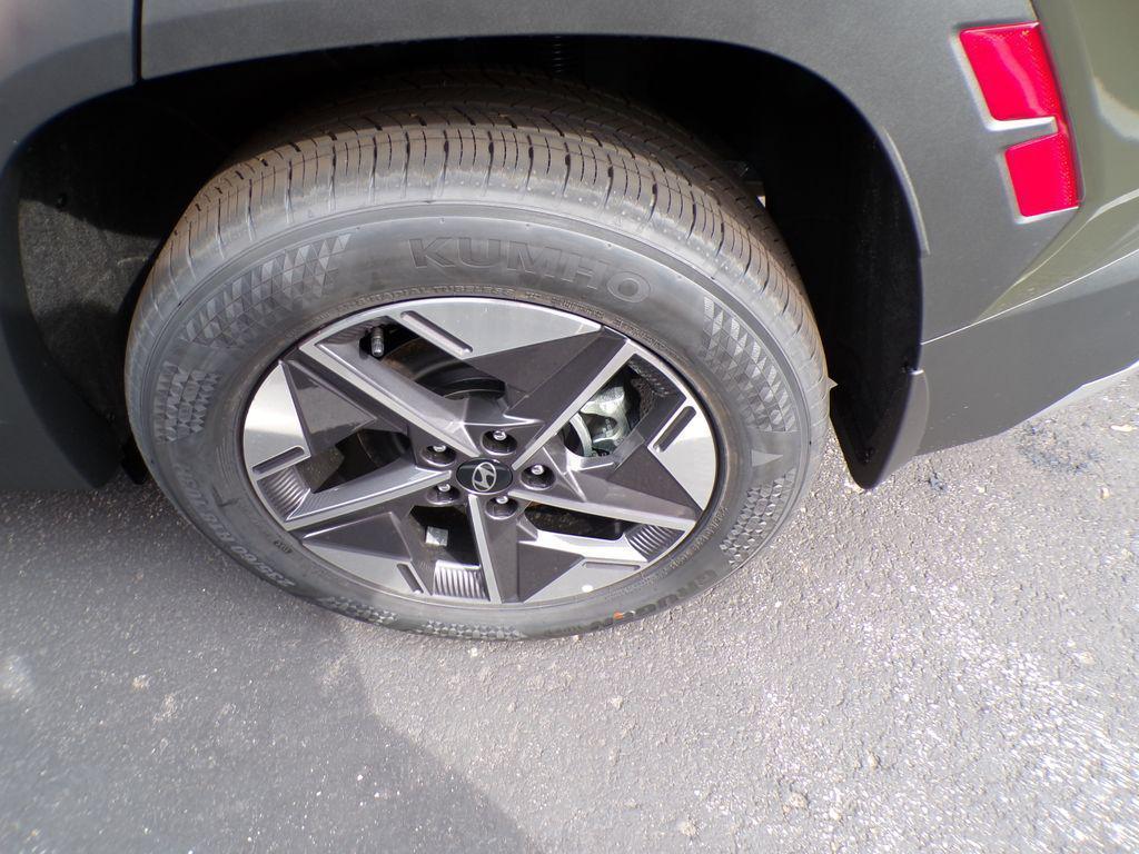 new 2025 Hyundai Tucson car, priced at $31,576