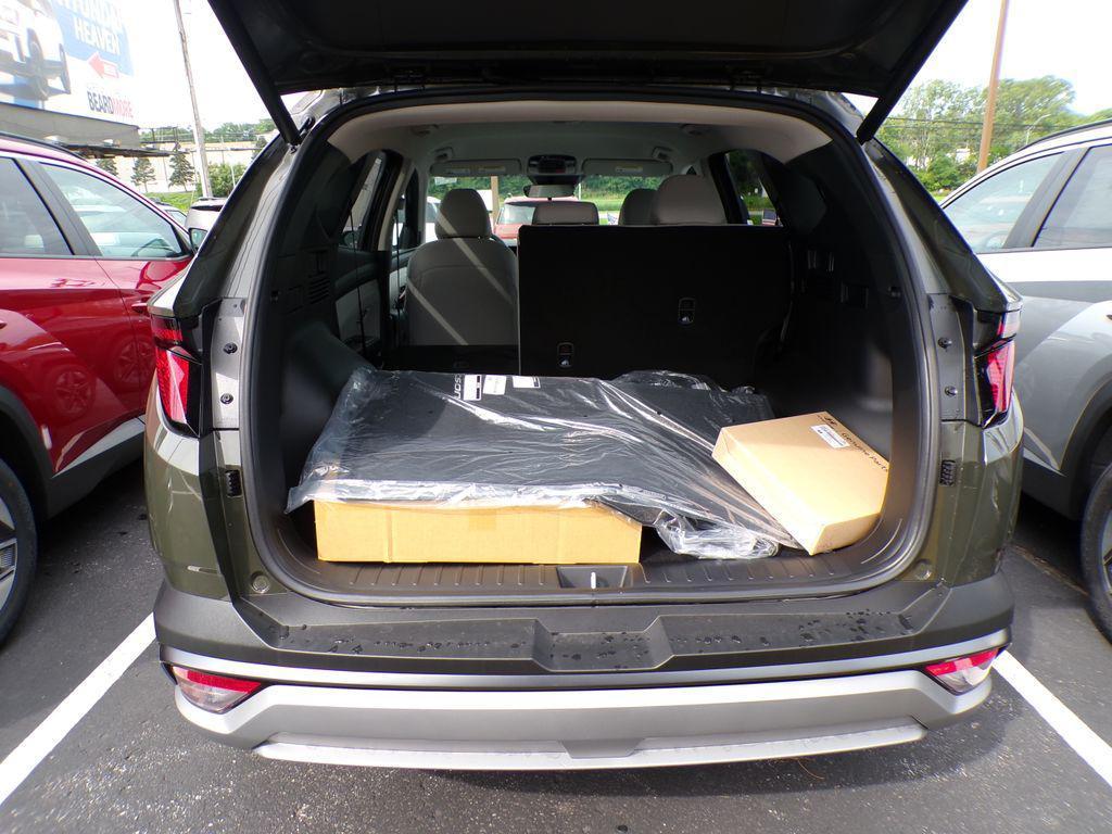 new 2025 Hyundai Tucson car, priced at $31,576