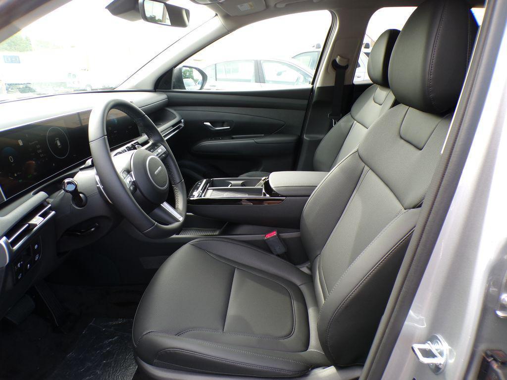 new 2025 Hyundai TUCSON Hybrid car, priced at $36,443