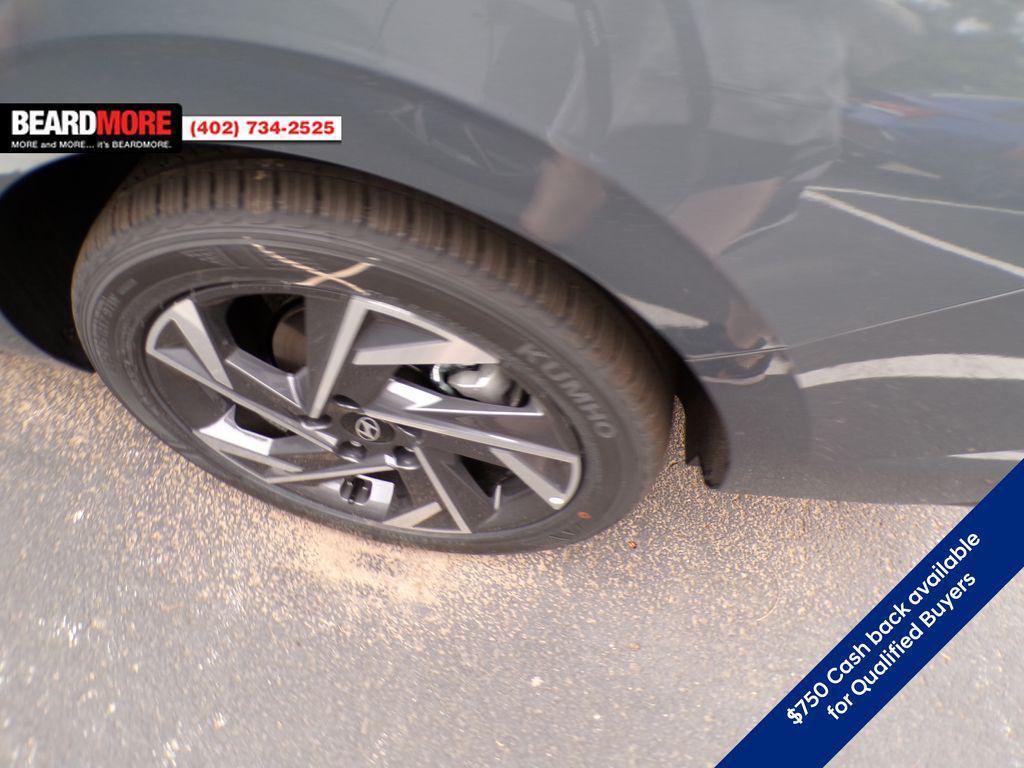 new 2025 Hyundai Elantra car, priced at $22,613