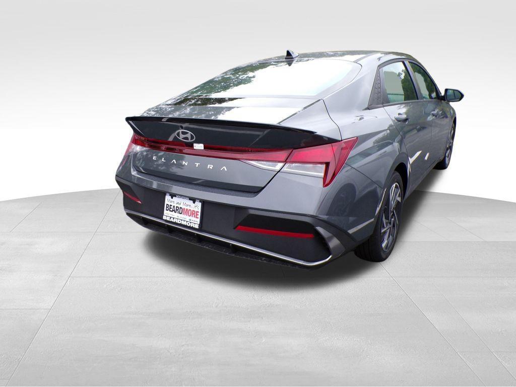 new 2025 Hyundai Elantra car, priced at $23,113