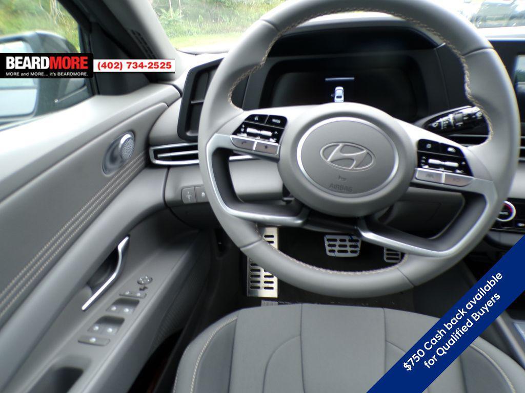 new 2025 Hyundai Elantra car, priced at $22,613