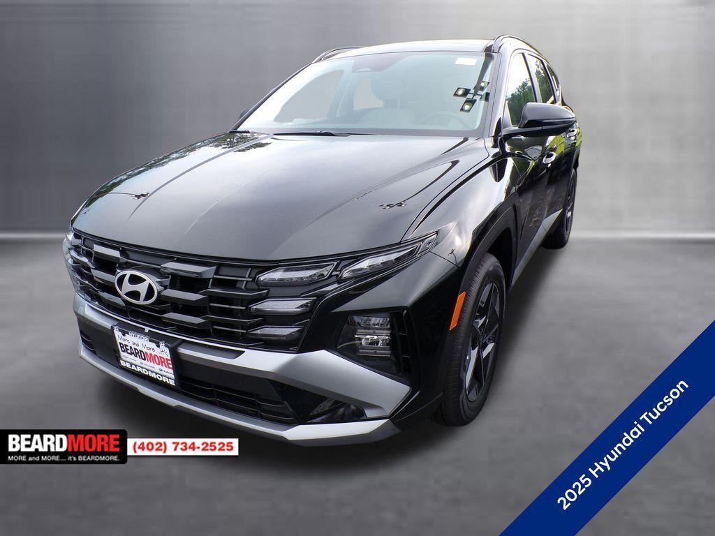 new 2025 Hyundai TUCSON Hybrid car, priced at $33,776