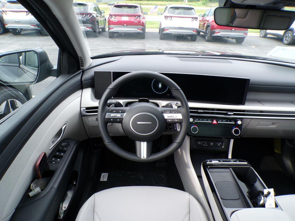 new 2025 Hyundai TUCSON Hybrid car, priced at $36,026