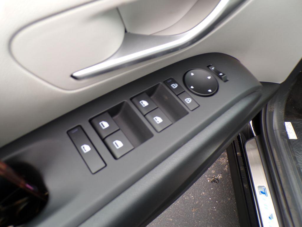 new 2025 Hyundai TUCSON Hybrid car, priced at $36,026