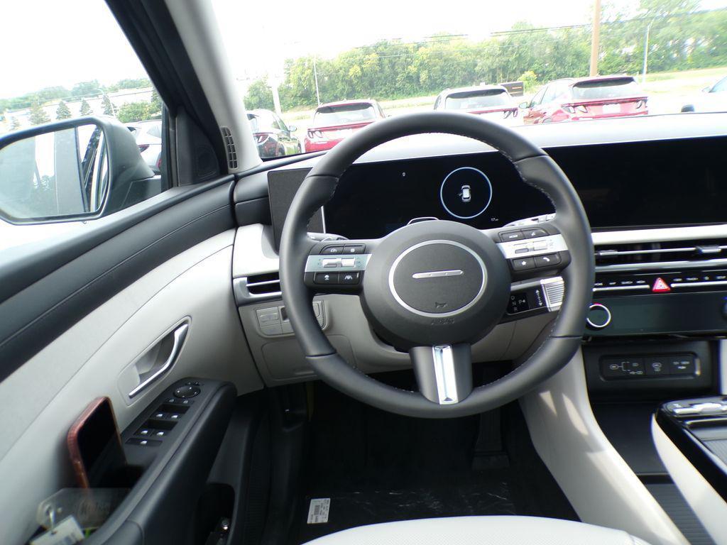 new 2025 Hyundai TUCSON Hybrid car, priced at $36,026