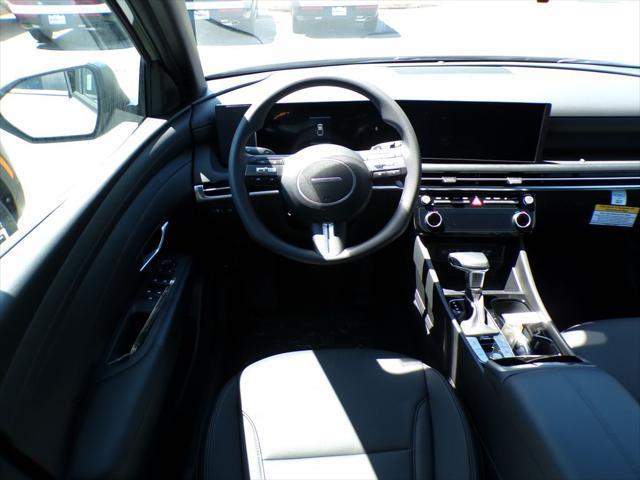 new 2025 Hyundai SANTA CRUZ car, priced at $32,138