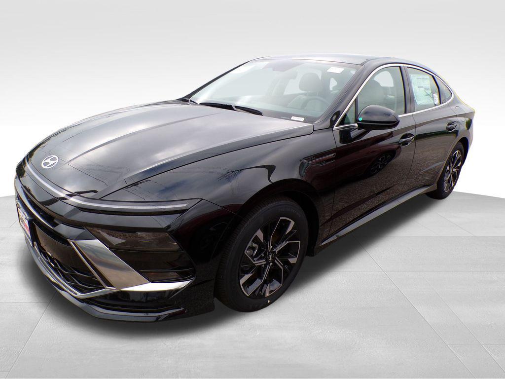 new 2025 Hyundai Sonata car, priced at $28,864
