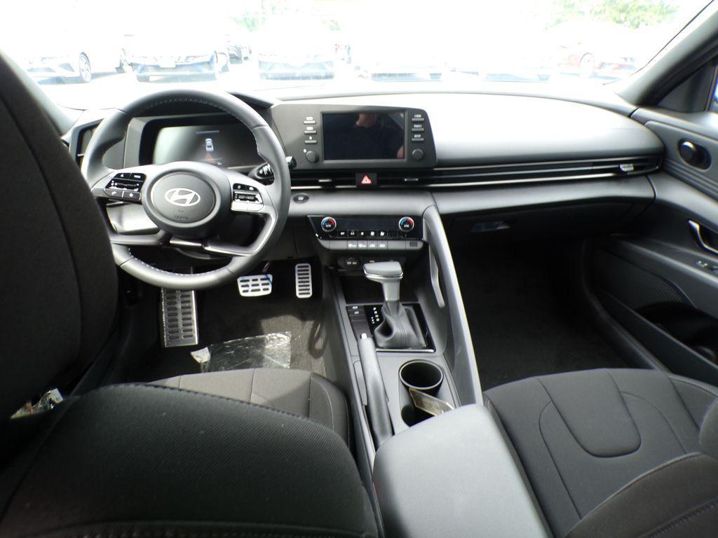 new 2025 Hyundai Elantra car, priced at $23,087